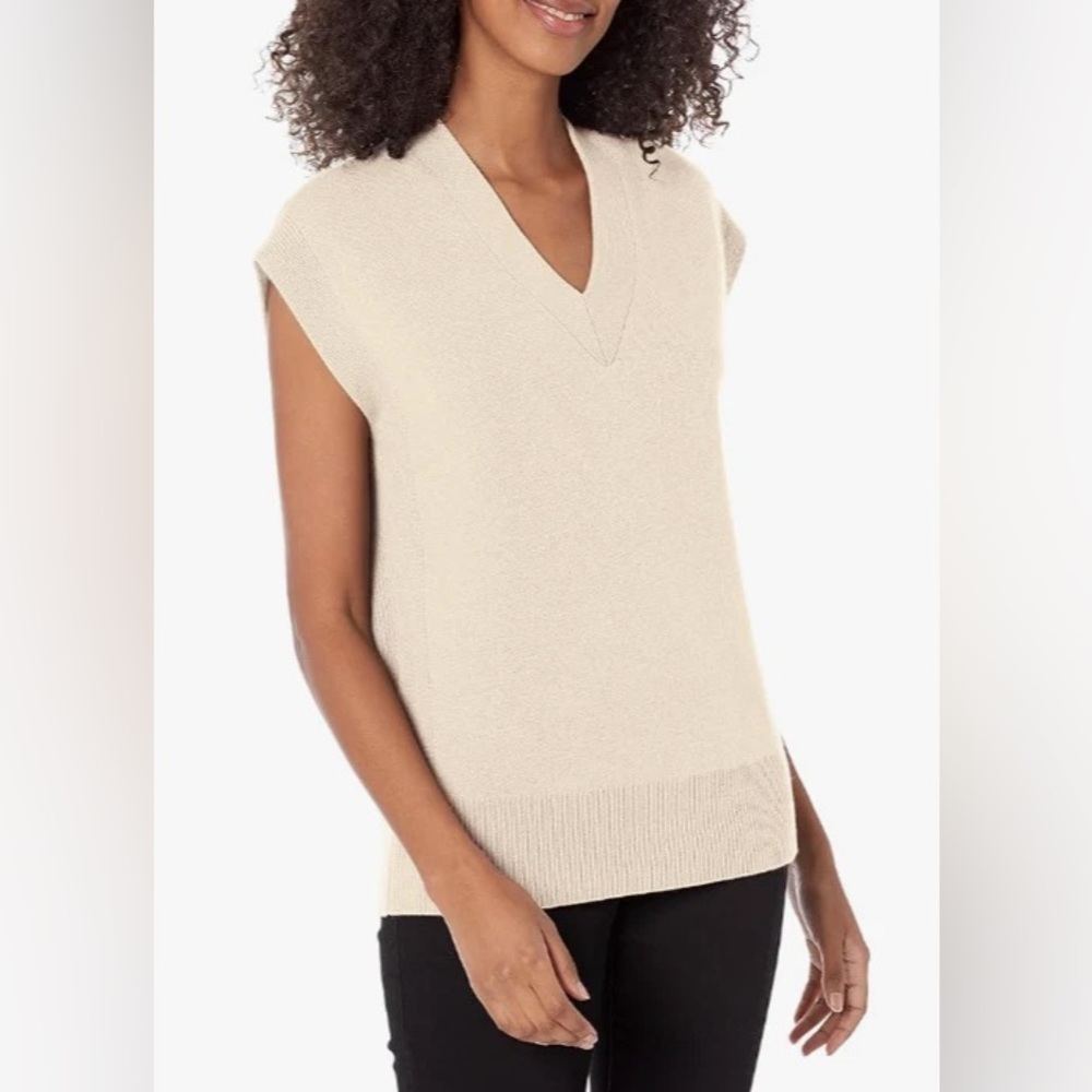 Club Monaco Cash Volumn Vee Cashmere Sweater Vest Top Wheat Tan XS